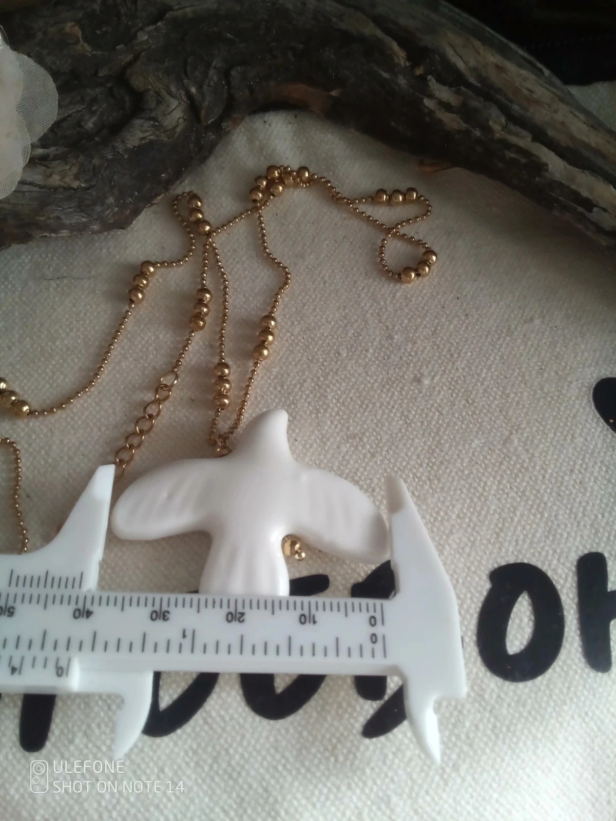 Collier perlé colombe blanche en porcelaine – photo 3